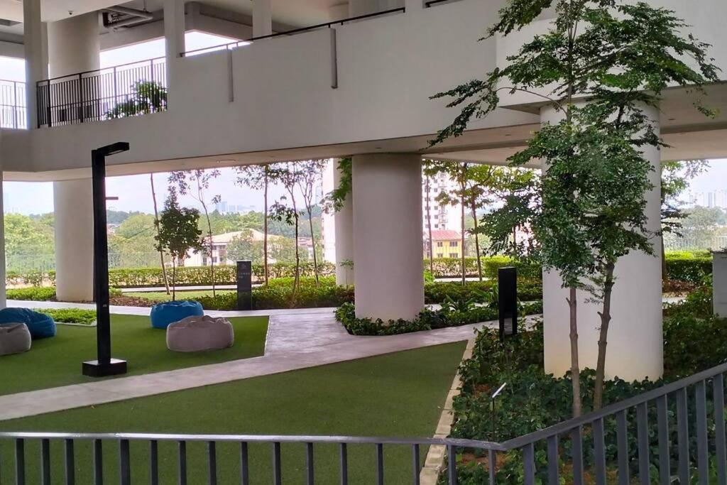 Highpark Suites Kelana Jaya By Kenangan Homes Petaling Jaya Bagian luar foto